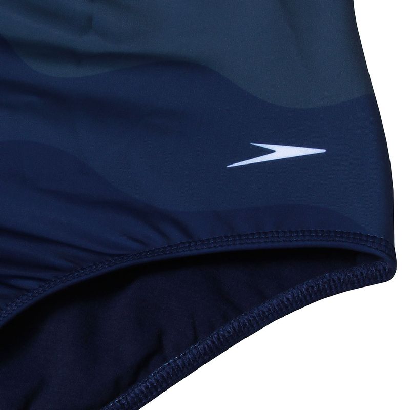 029953_010_5-MAIO-NEW-CROSS-WAVES