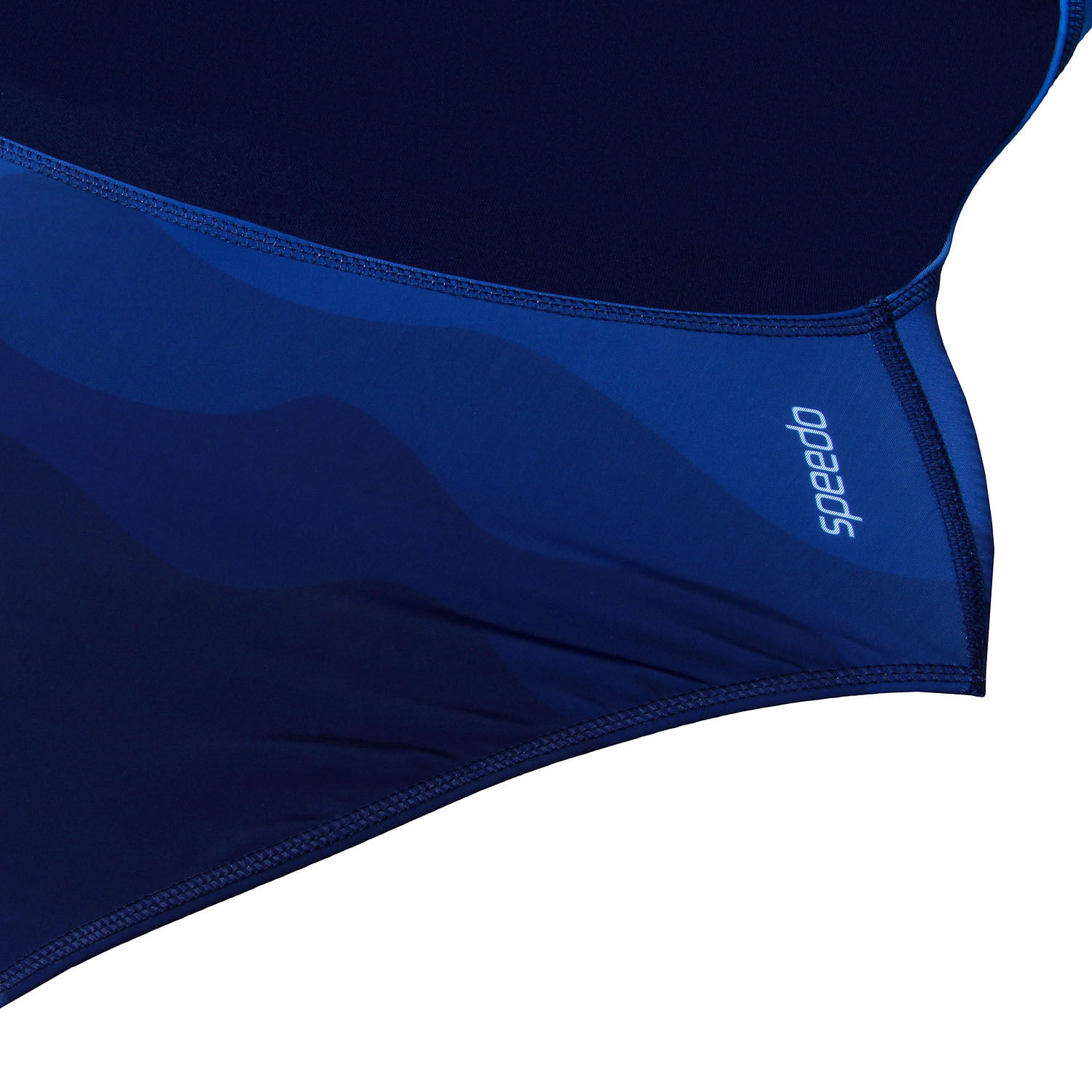 029953_091_6-MAIO-NEW-CROSS-WAVES