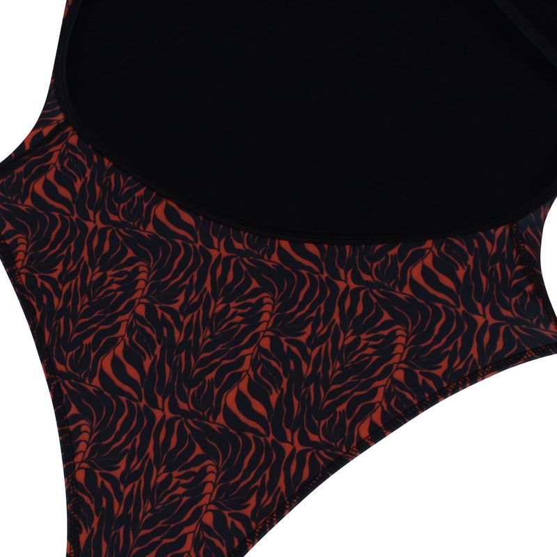 020067_556_6-MAIO-FOUR-STRIPES-PILE-OF-LEAFS